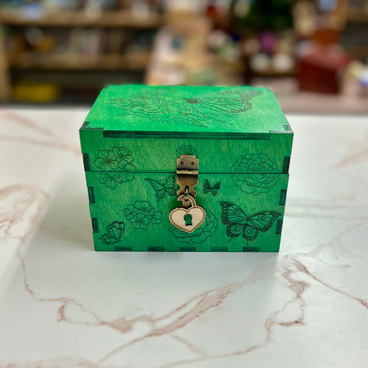 Butterfly Box | Hinged
